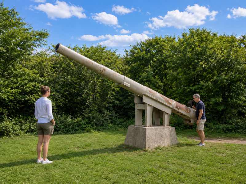 Pointe Du Hoc Gun
